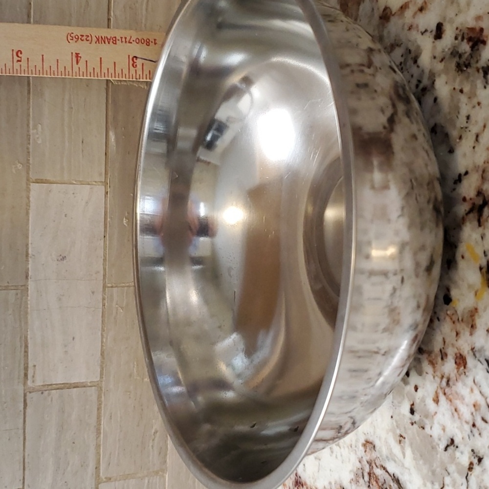 Three Stackable Stainless Bowls - Picture 4 of 10
